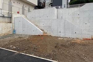 横浜市西区東久保町（2区画）